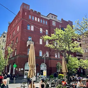 Cedar - Palace District , Budapest Hongrie